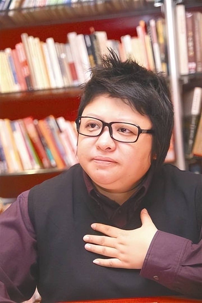 韩红
